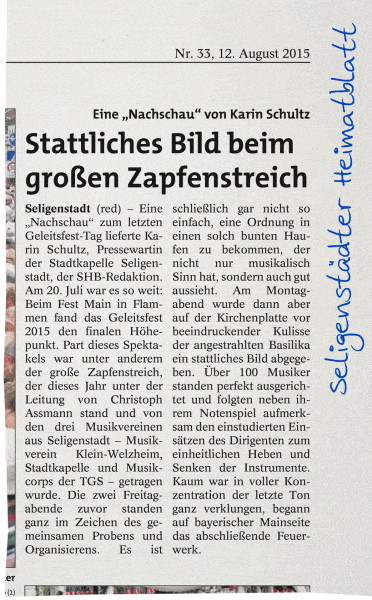 Stattliches Bild beim Großen Zapfenstreich